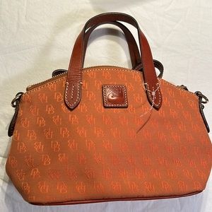 NWOT Vintage Dooney & Bourke